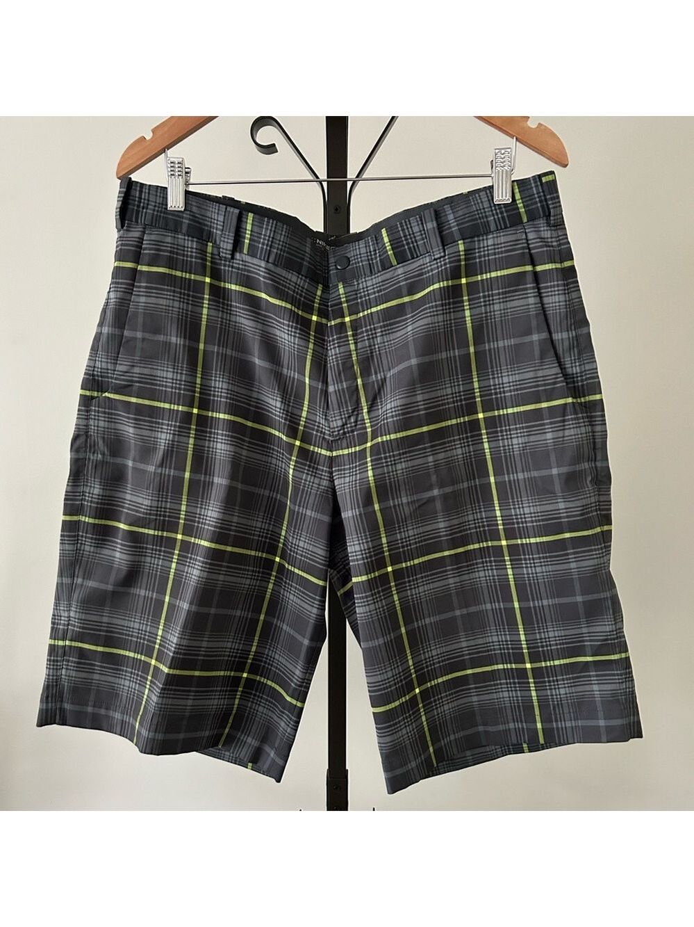 Nike Golf Dri-Fit Men's Gray Plaid Shorts with Lime Accent, Size 36.